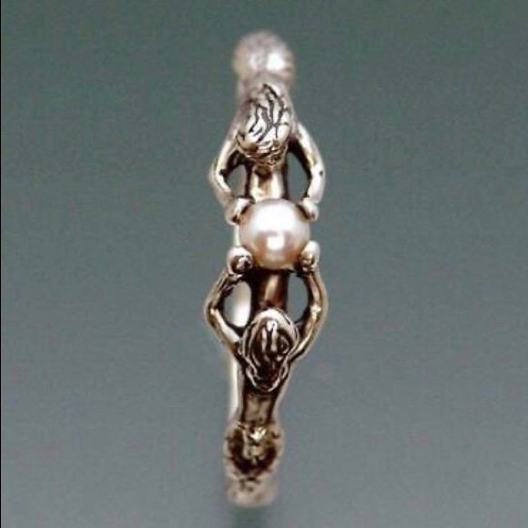 Sterling Mermaid Pearl Ring - Picture 6 of 6